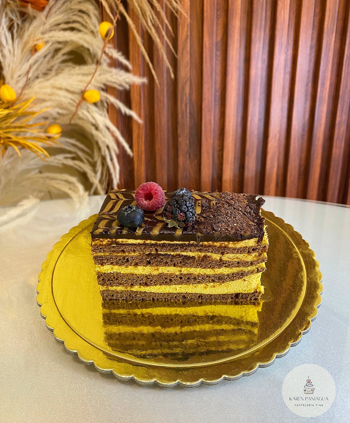 BRUSELINA DE LÚCUMA PORCIÓN