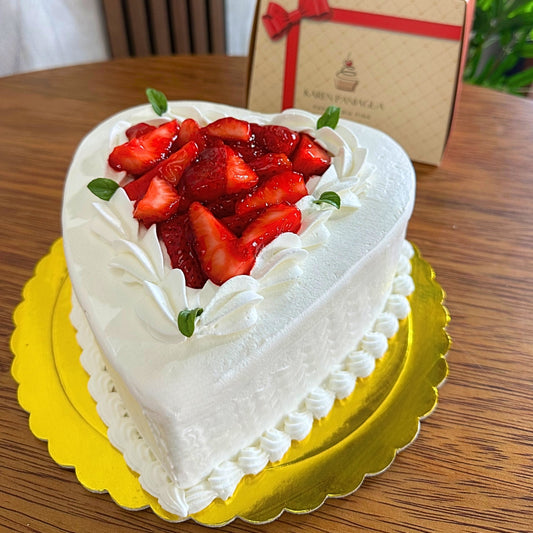 TORTA DE CORAZÓN : TRES LECHES