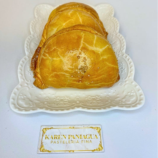 EMPANADA DE POLLO